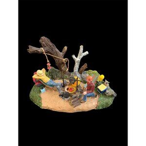 Lemax Village "All Around The Campfire" Light Up Figurine Battery Operated 2009